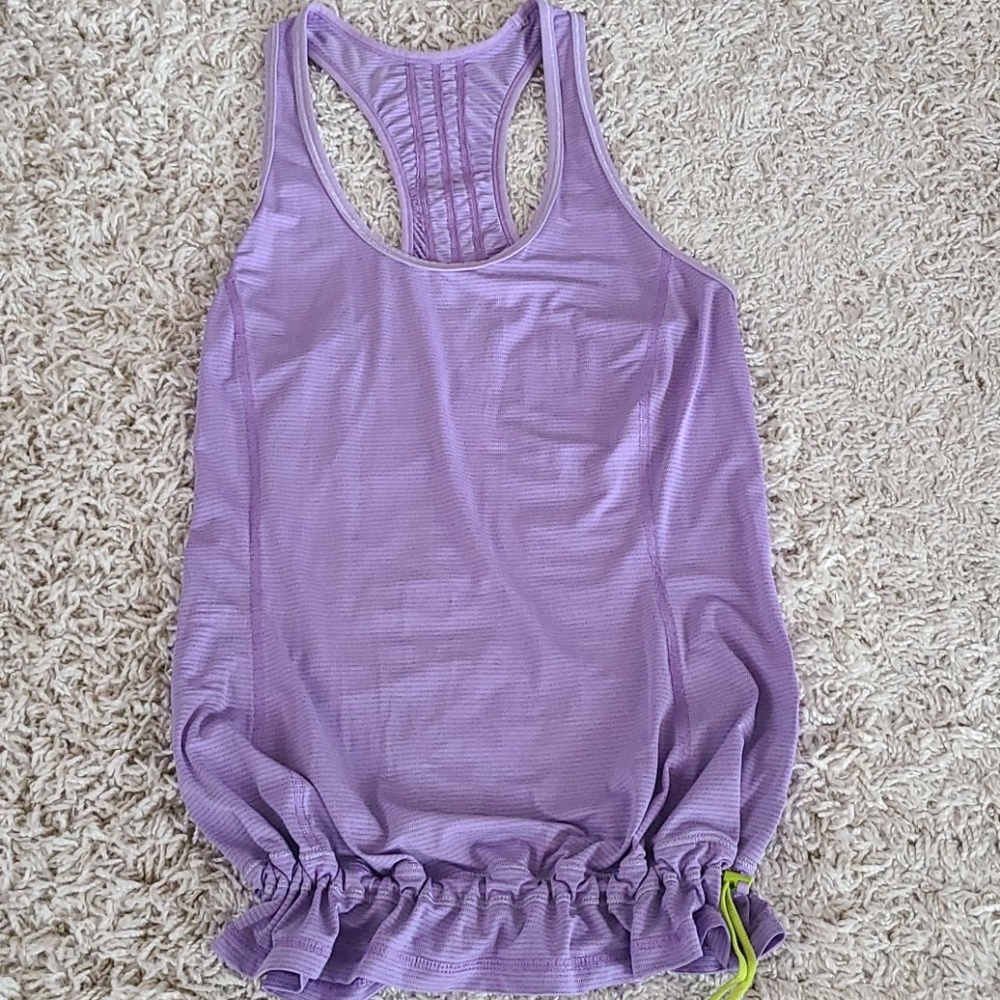 Lululemon lilac workout top